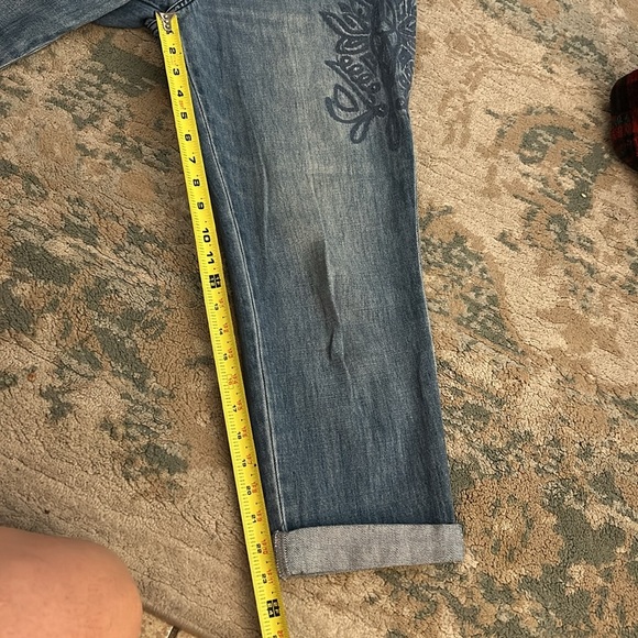 EUC Liverpool Jeans The Crop Boyfriend Embroidered Jeans size 6 / 28 - Picture 12 of 13